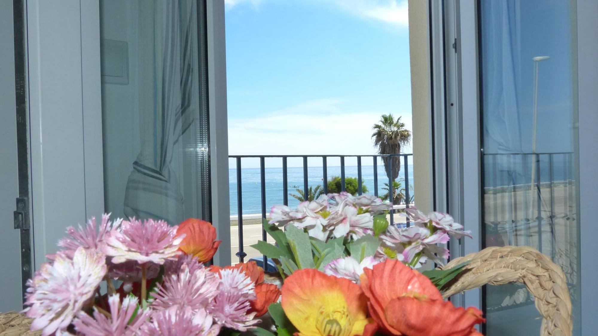 Villa La Casa De La Playa Chilches  Esterno foto